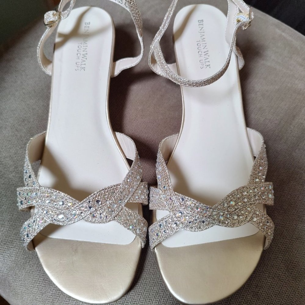 Glitter Like Diamonds, Benjamin Walk Touch Ups, Size 9 1/2 Wide